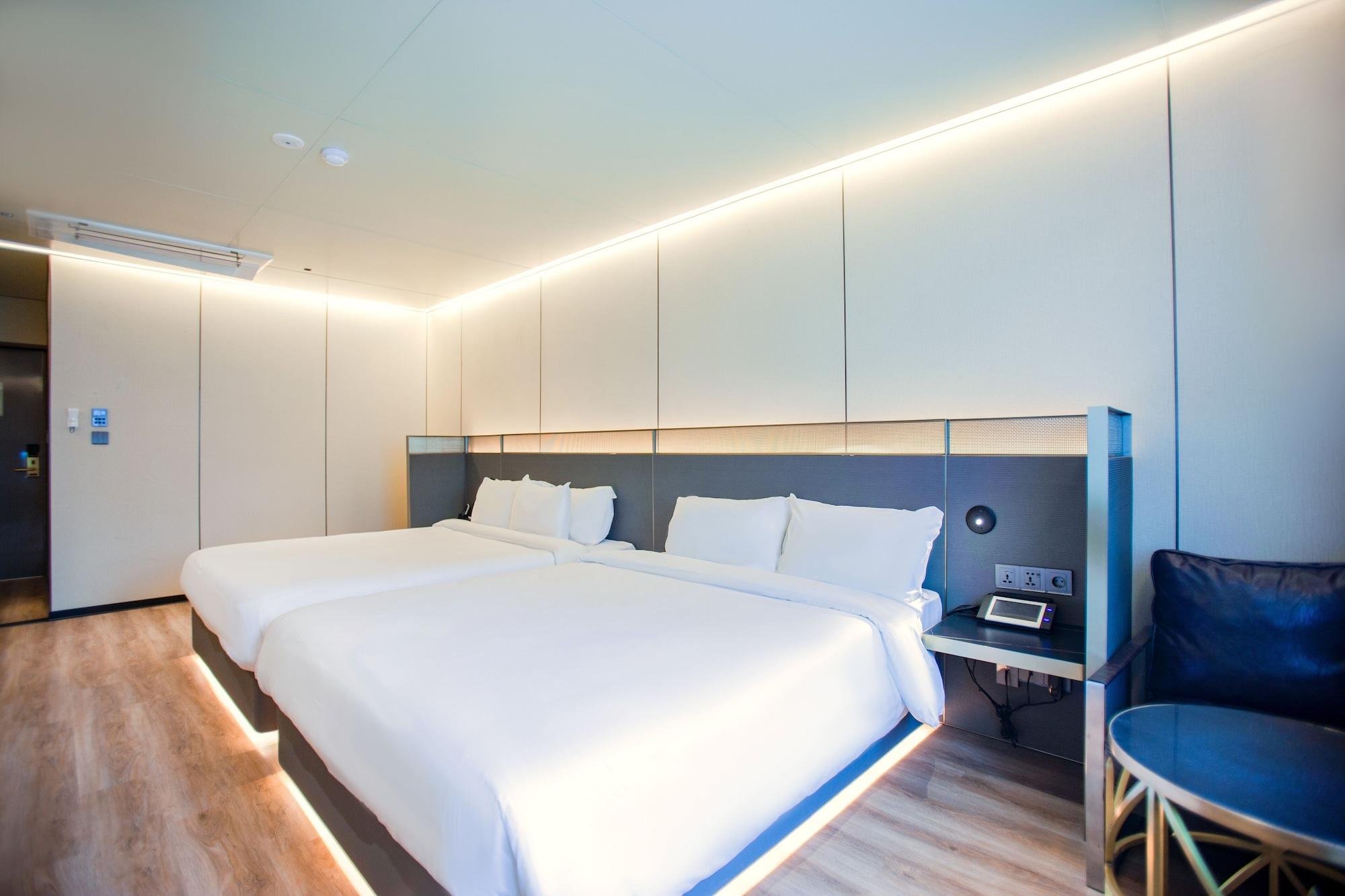 Hotel Amber 4*