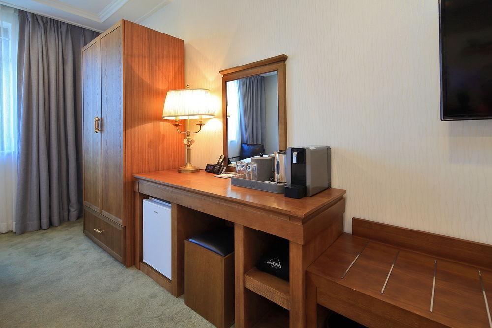 Hotel Amber 4*